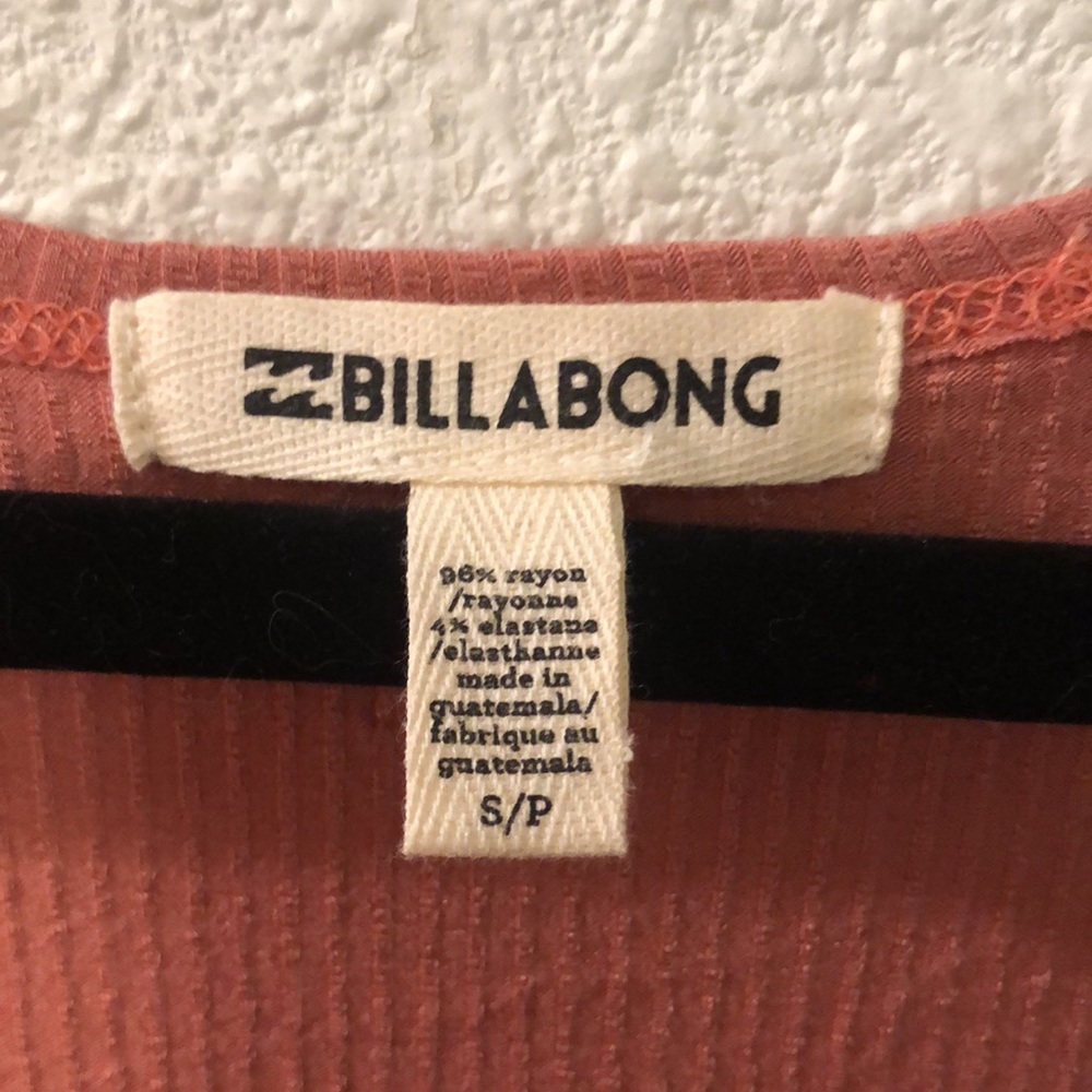 Billabong nineties romance with throwback rib knit w/ sweetheart neckline. - Picture 3 of 6